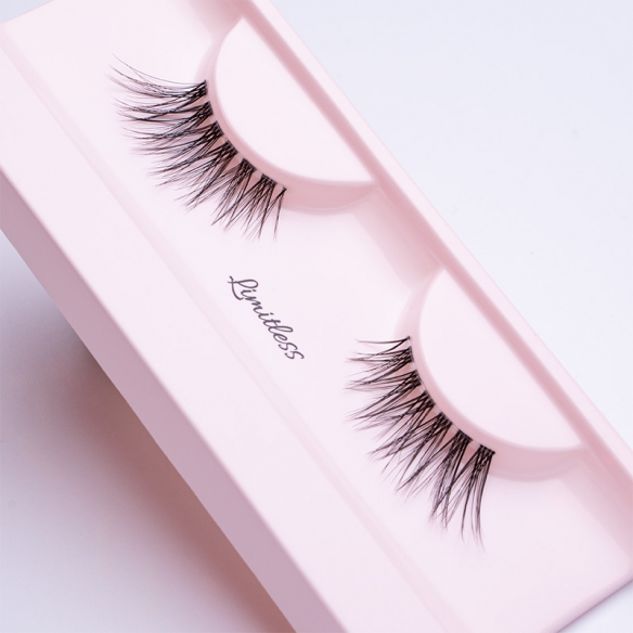 Gene false banda ForeverLash Limitless