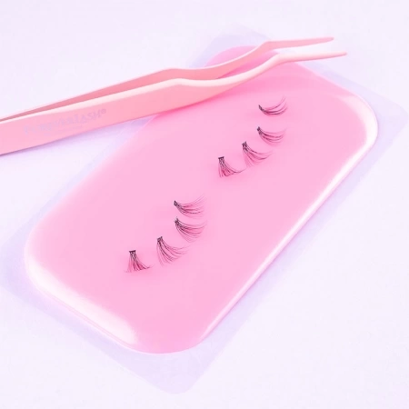 Suport din silicon pentru smocuri gene false 2