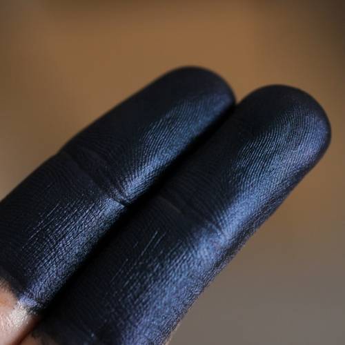 Pigment make up ForeverGlow 505 RAVEN’S WING