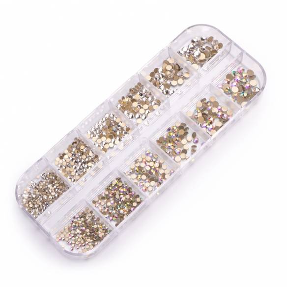 Cristale unghii tip Swarovski set 1440 buc marimi mixte 001