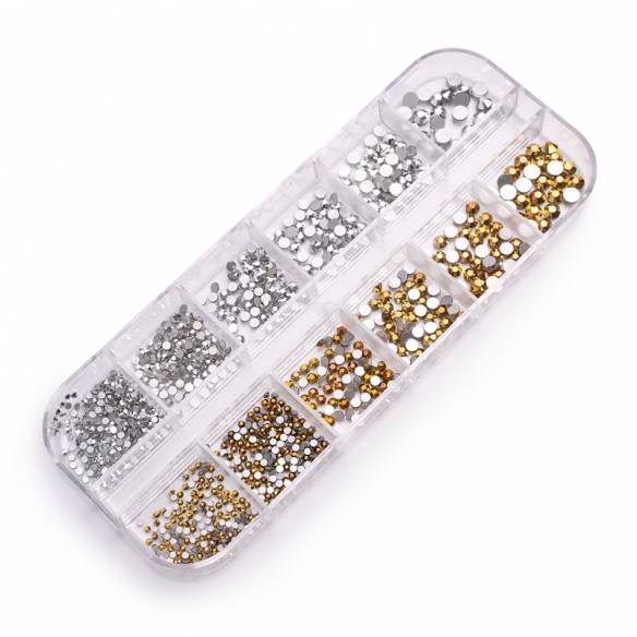 Cristale unghii tip Swarovski set 1440 buc marimi mixte 007