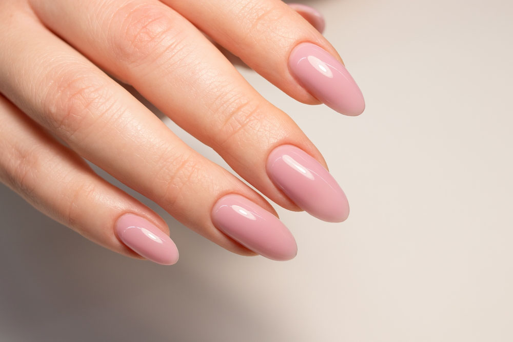 manichiura roz almond