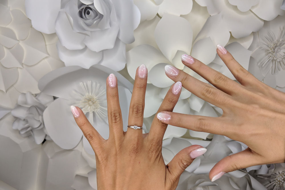 Modele de unghii baby boomer scurte