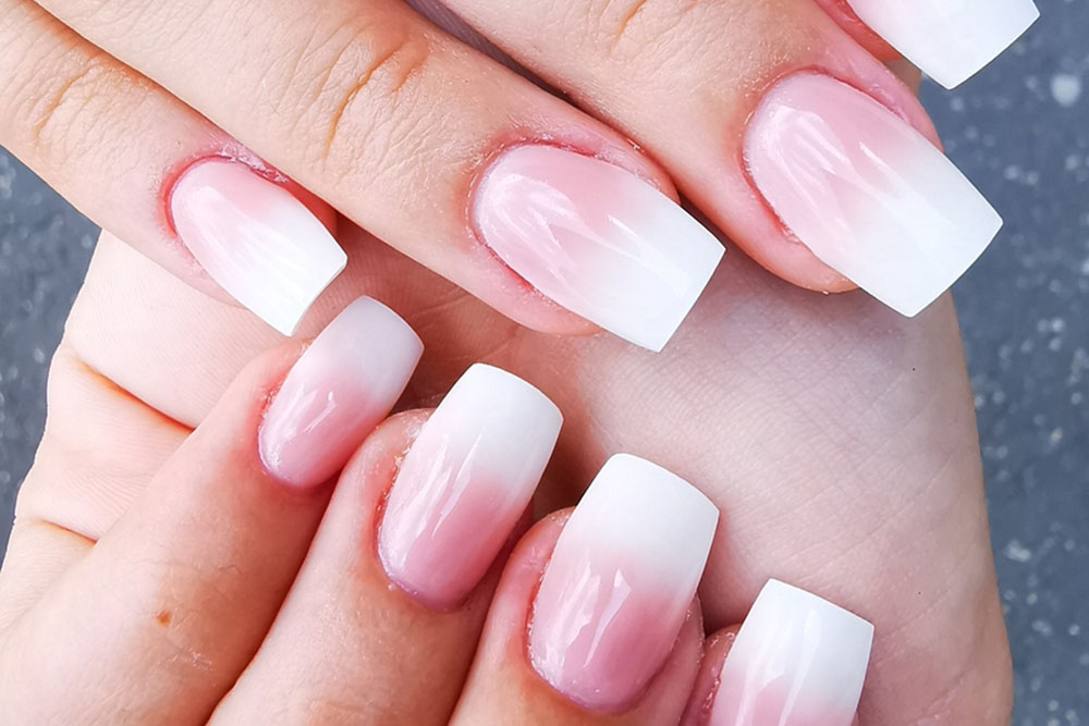 Modele de unghii baby boomer clasice